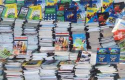 استياء أولياء أمور من عدم تسليم الكتب المدرسية لأبنائهم إلا بعد نهاية العام