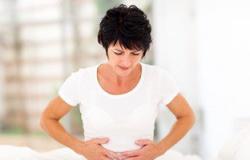 ديلى ميل: الصداع النصفى يجعل ألم الدورة الشهرية أكثر شدة لدى النساء