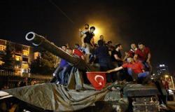 نائب تركى: حركة الجيش تمثيلية أردوغانية والدليل عدم السيطرة على الفضائيات