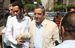 المحكمة تعرض صورا لخالد على مع عمرو بدر ومحمود السقا داخل نقابة الصحفيين