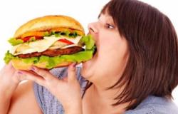 دراسة: النساء أكثر  عرضة للاضطرابات الغذائية بسبب القلق