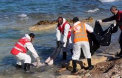 إنقاذ أكثر من 850 مهاجرا غير شرعيا قرب السواحل الليبية