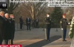 ترامب يضع إكليلا من الزهور بمقبرة " أرلينجتون" الوطنية ضمن مراسم تنصيبه